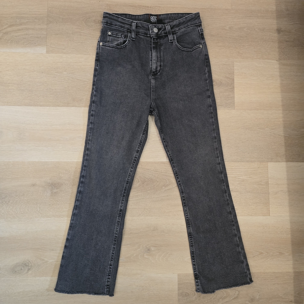 BDG Urban Outfitters Kick Flare High-Rise Cropped Jeans Faded Black Size 27